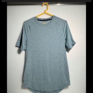 Lululemon  Blue Men's Tee